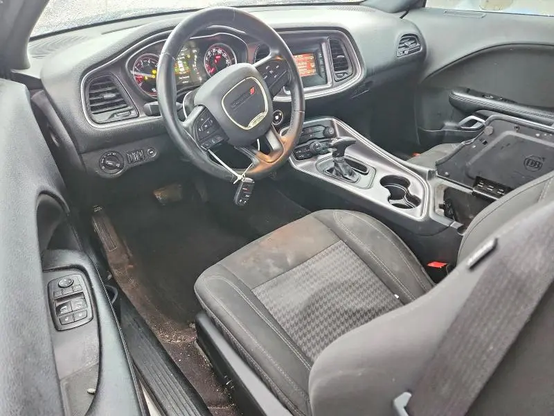 2016 DODGE CHALLENGER SXT  