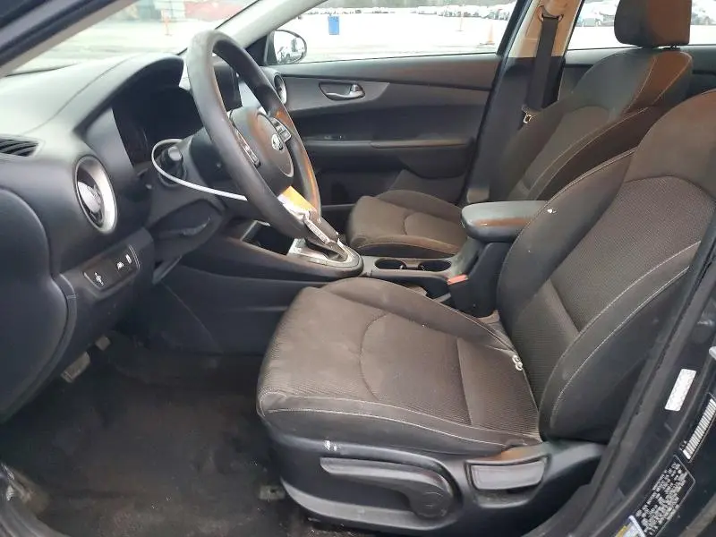 2021 KIA FORTE FE  