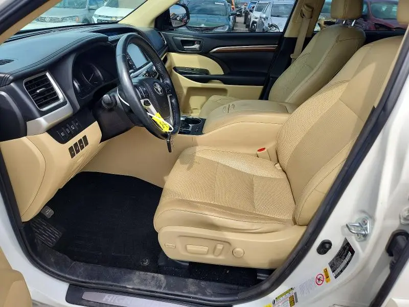 2017 TOYOTA HIGHLANDER LIMITED PLATINUM  
