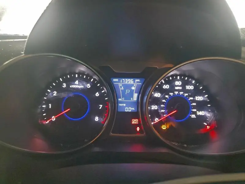 2014 HYUNDAI VELOSTER   