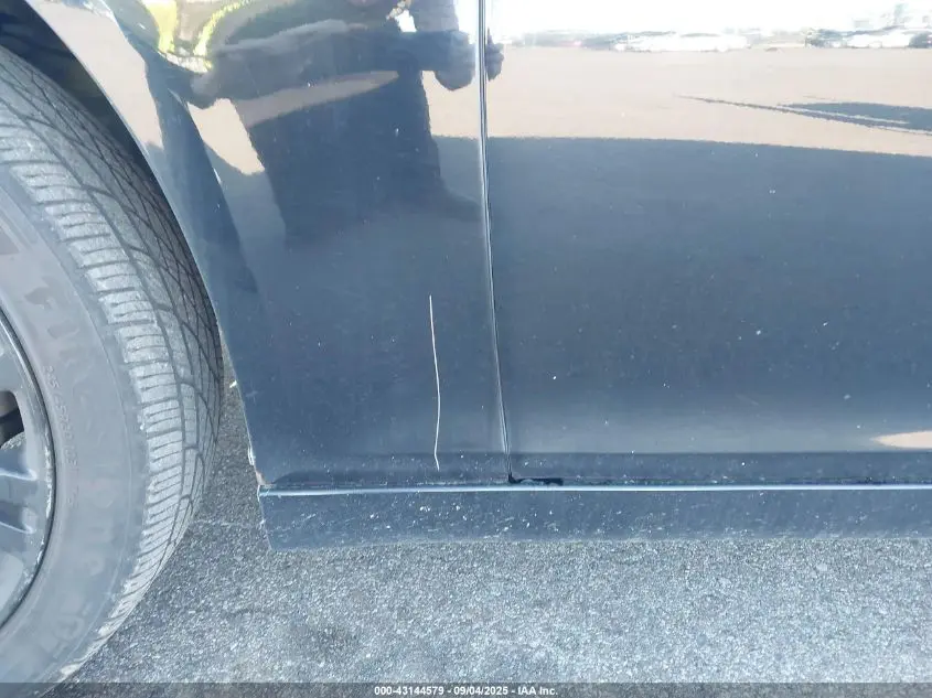 2012 CHRYSLER 300 LIMITED