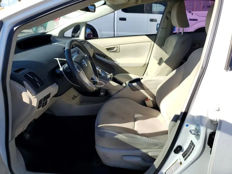 2014 TOYOTA PRIUS THREE  