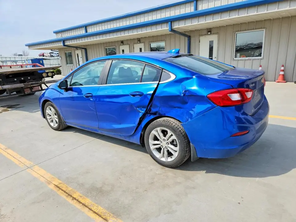 2019 CHEVROLET CRUZE LT  