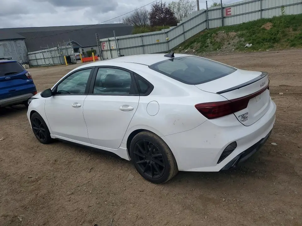 2022 KIA FORTE GT LINE  