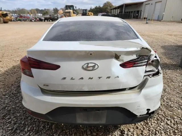 2019 HYUNDAI ELANTRA SE  