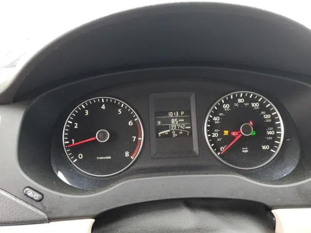 2014 VOLKSWAGEN JETTA SE  