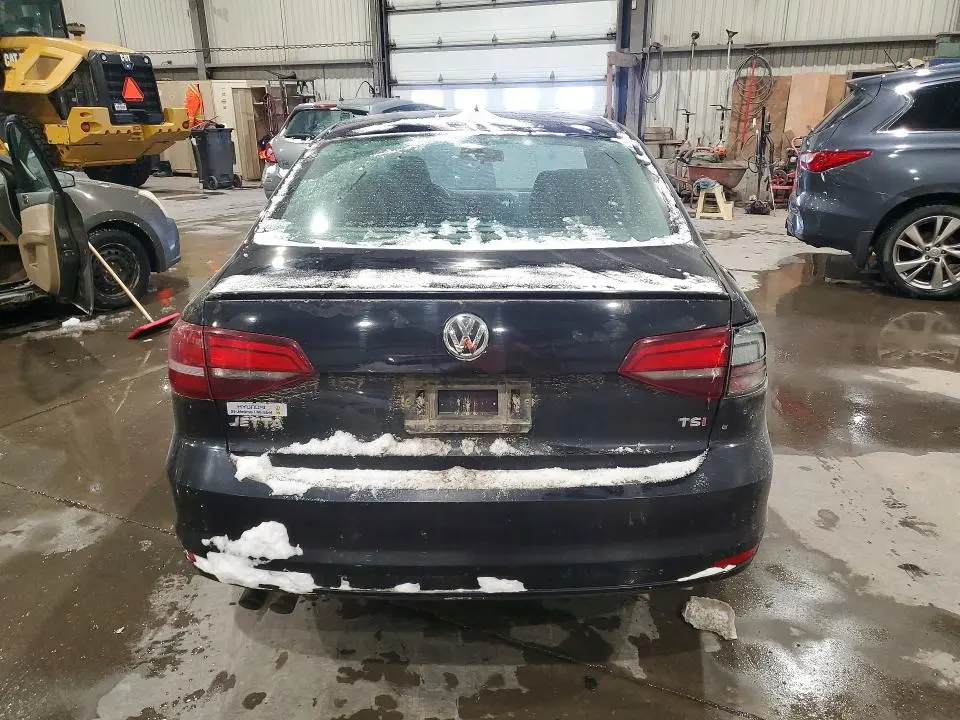 2017 VOLKSWAGEN JETTA SE  