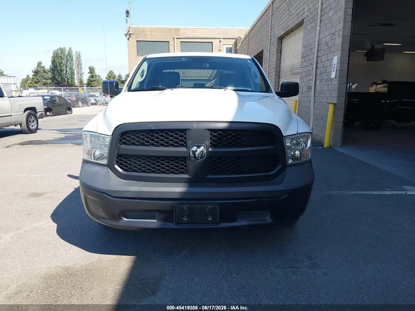 2018 RAM 1500 TRADESMAN  4X2 5'7 BOX