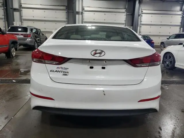2018 HYUNDAI ELANTRA SE  