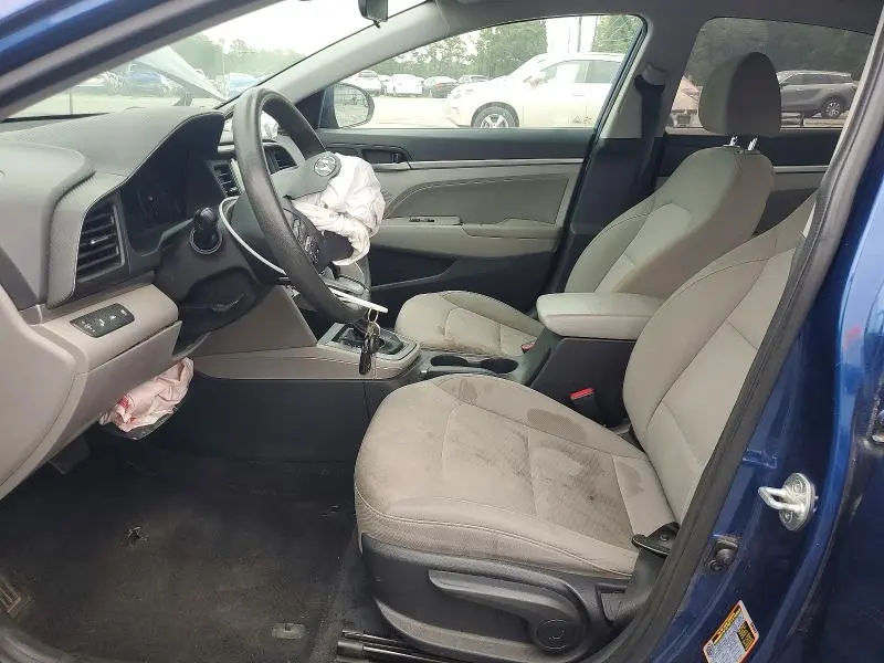 2020 HYUNDAI ELANTRA SEL  