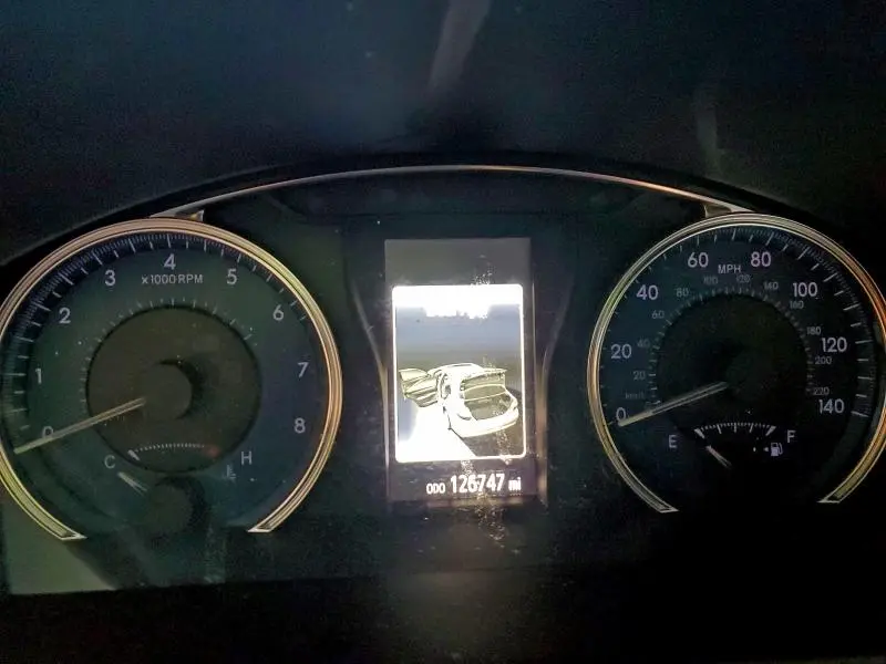 2017 TOYOTA CAMRY LE  