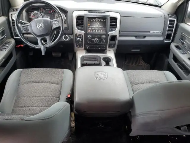 2017 RAM 1500 SLT