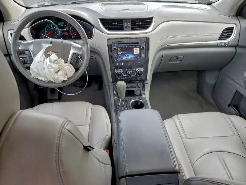 2013 CHEVROLET TRAVERSE LT  