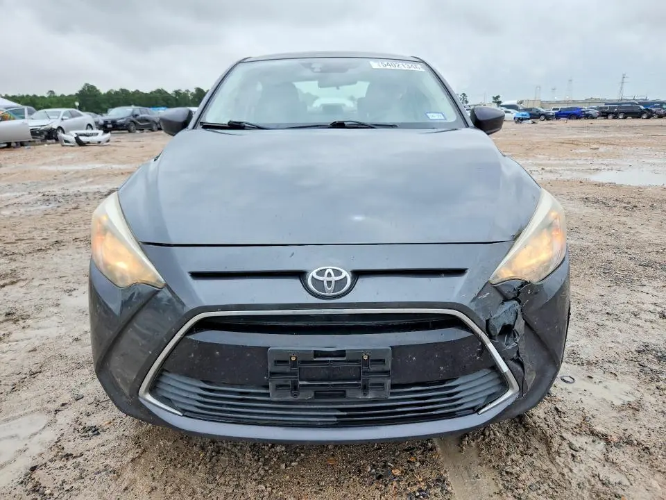 2017 TOYOTA YARIS IA BASE  