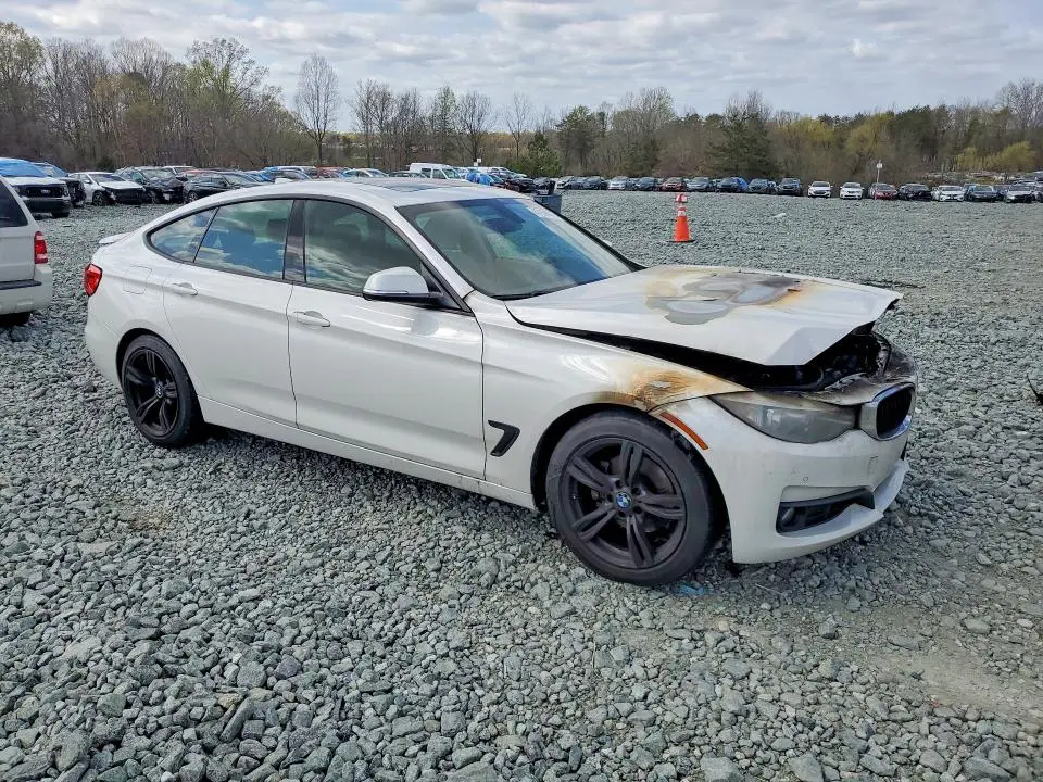 2015 BMW 328 XIGT  