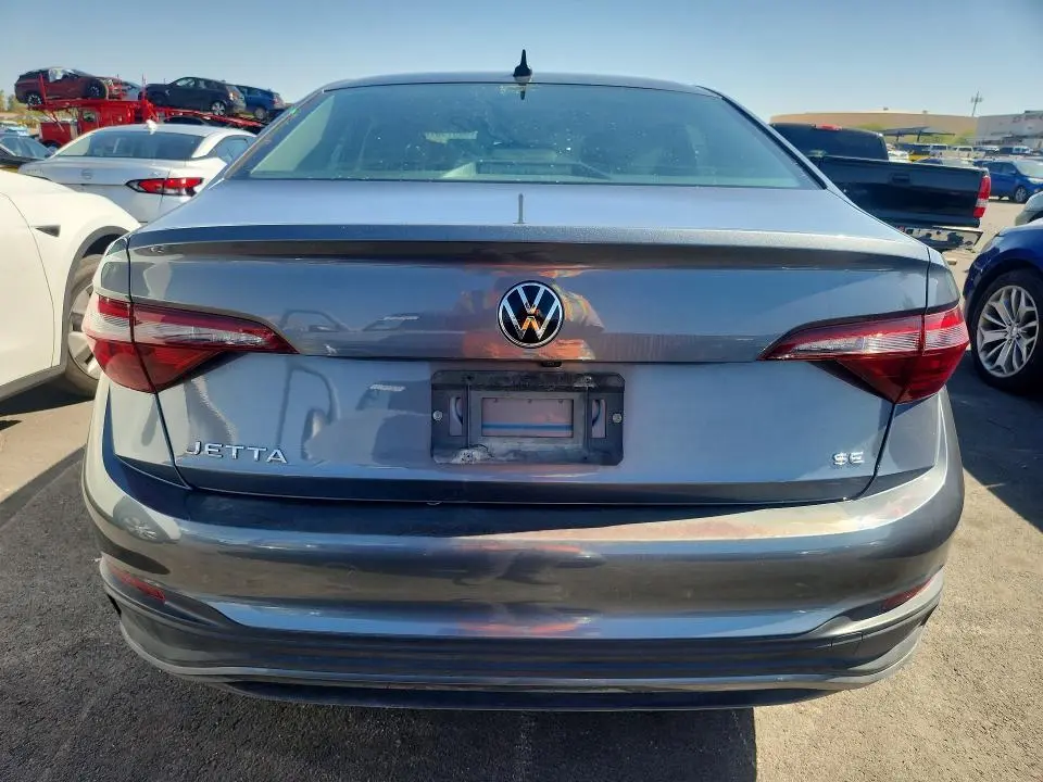 2022 VOLKSWAGEN JETTA SE  