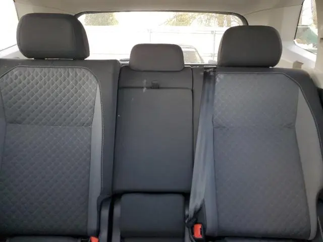 2018 VOLKSWAGEN TIGUAN S  