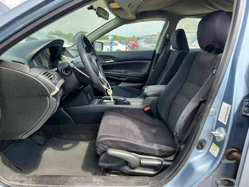 2011 HONDA ACCORD LX  