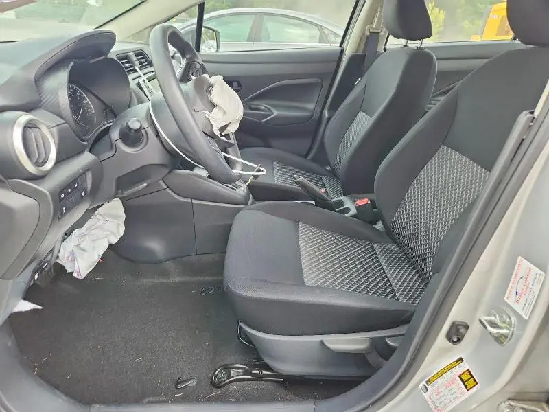 2023 NISSAN VERSA S  