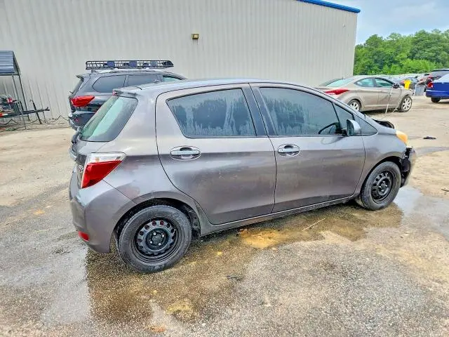 2013 TOYOTA YARIS 5-DOOR LE  