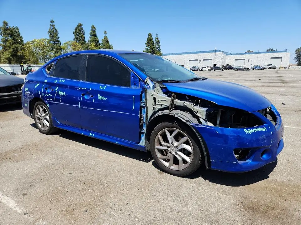 2015 NISSAN SENTRA SR  