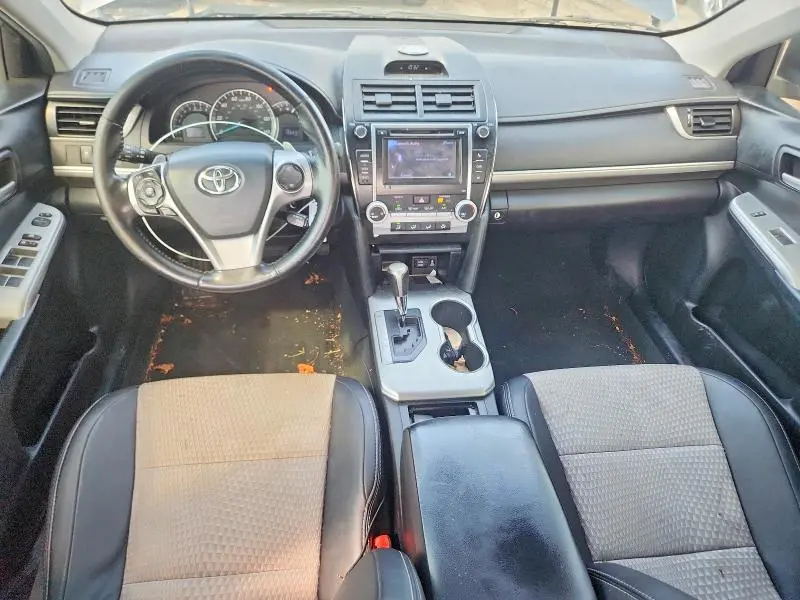 2014 TOYOTA CAMRY SE  
