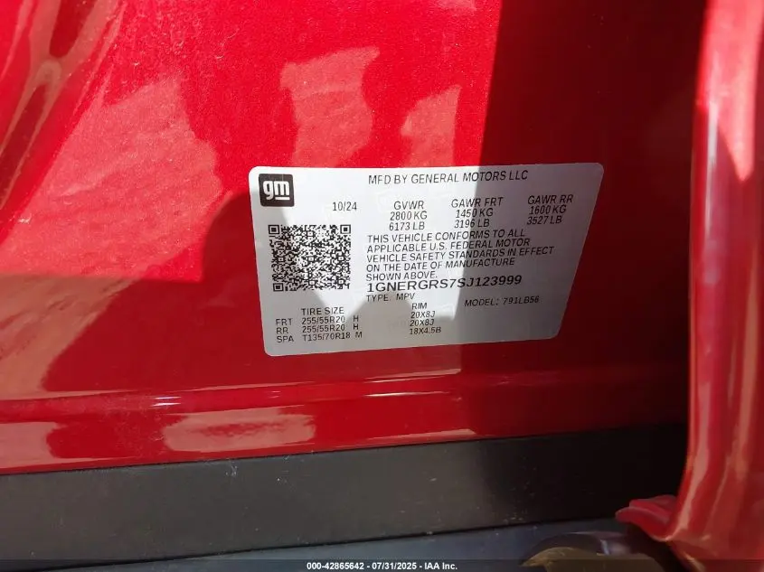 2025 CHEVROLET TRAVERSE FWD LT