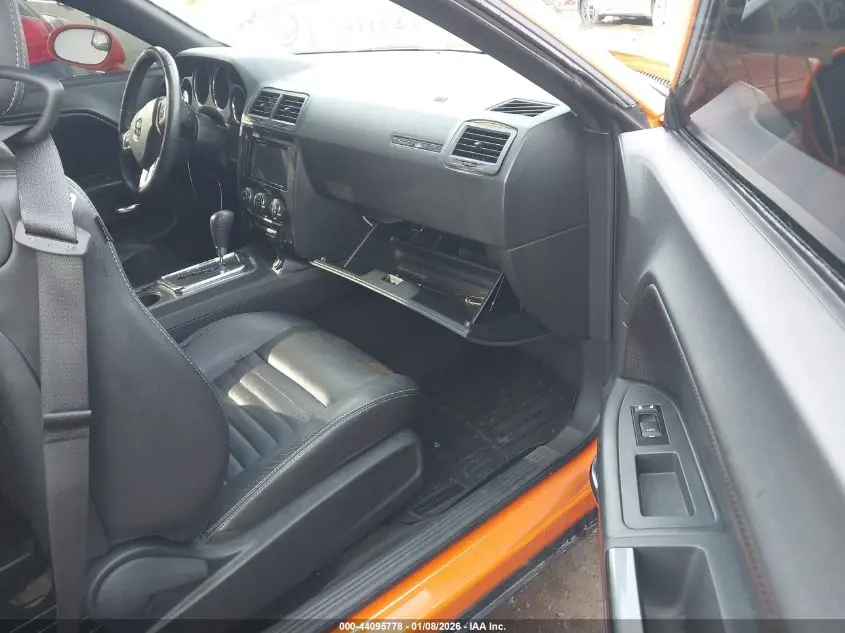 2014 DODGE CHALLENGER SXT PLUS