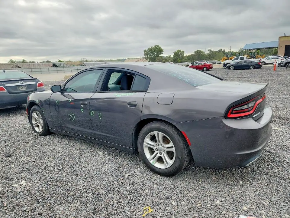 2015 DODGE CHARGER SE  