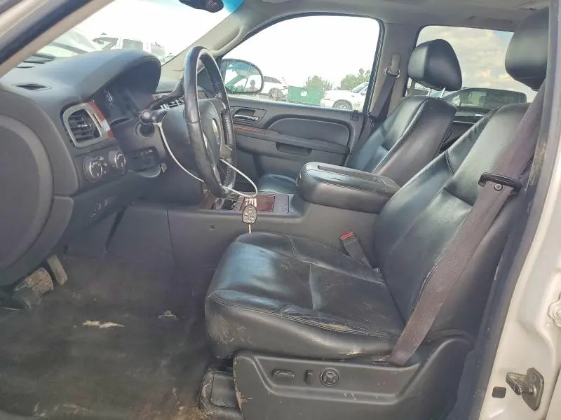 2011 CHEVROLET SUBURBAN K1500 LTZ  