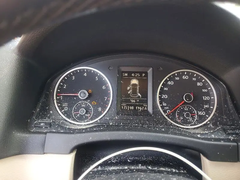 2012 VOLKSWAGEN TIGUAN S  