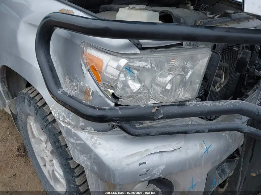 2012 TOYOTA TUNDRA GRADE 5.7L V8