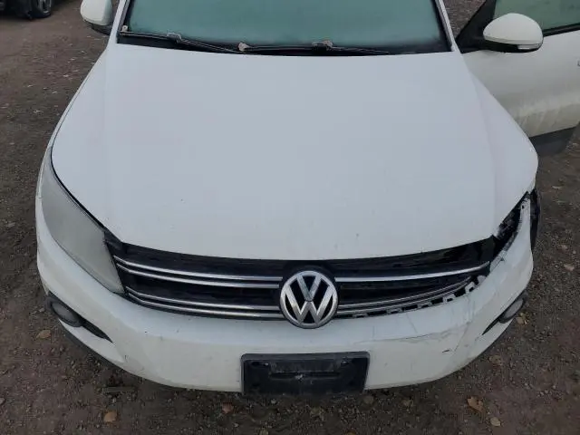2014 VOLKSWAGEN TIGUAN S  