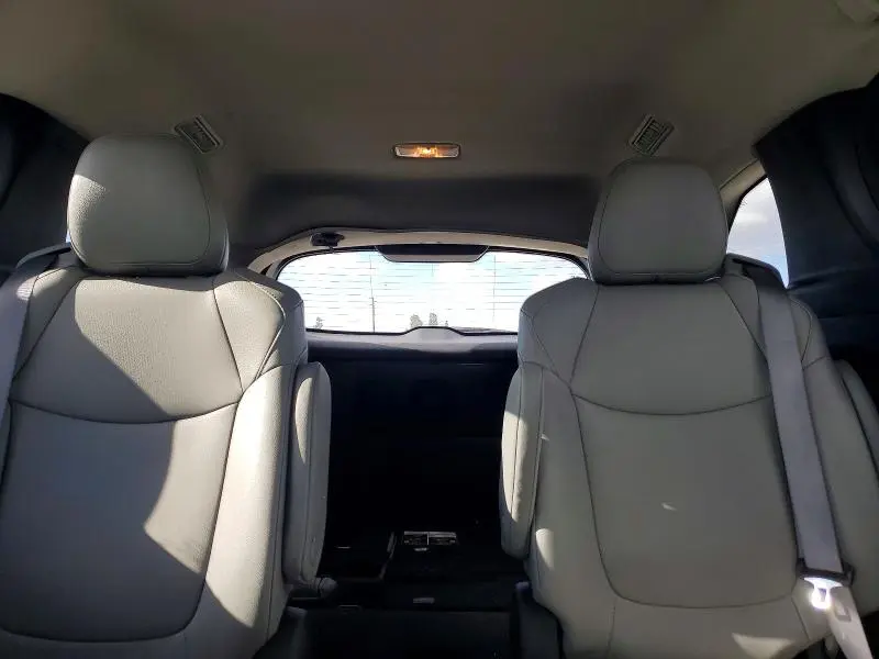 2025 TOYOTA SIENNA XLE 7-PASSENGER  