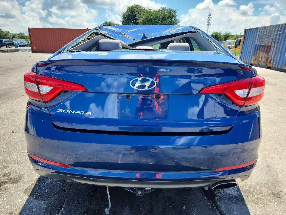 2017 HYUNDAI SONATA SE  