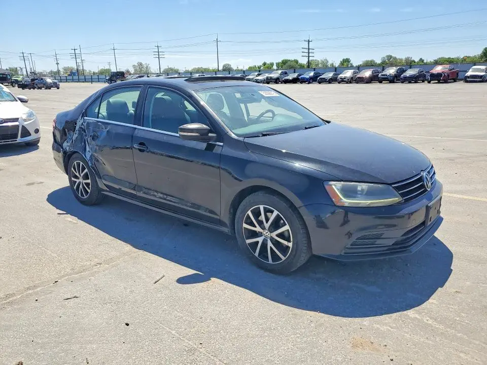 2017 VOLKSWAGEN JETTA SE  