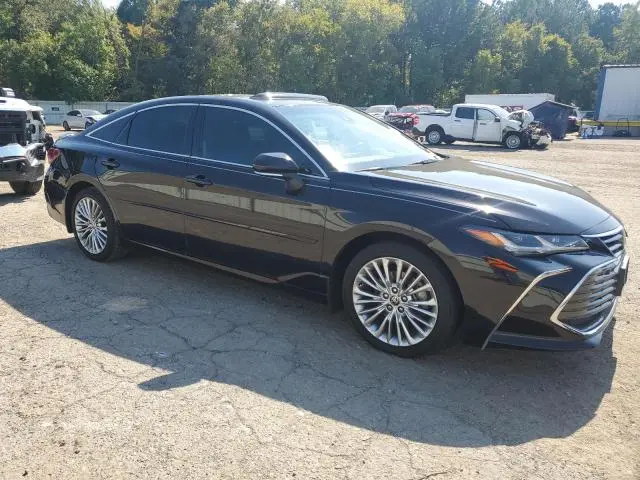 2022 TOYOTA AVALON LIMITED  