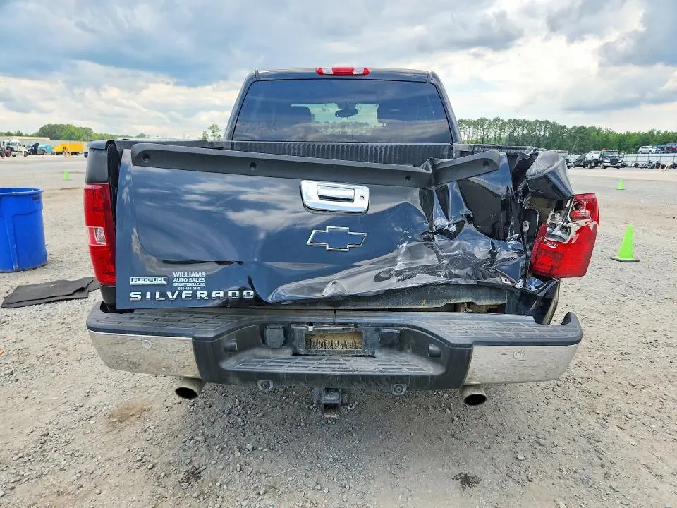 2011 CHEVROLET SILVERADO K1500 LT  