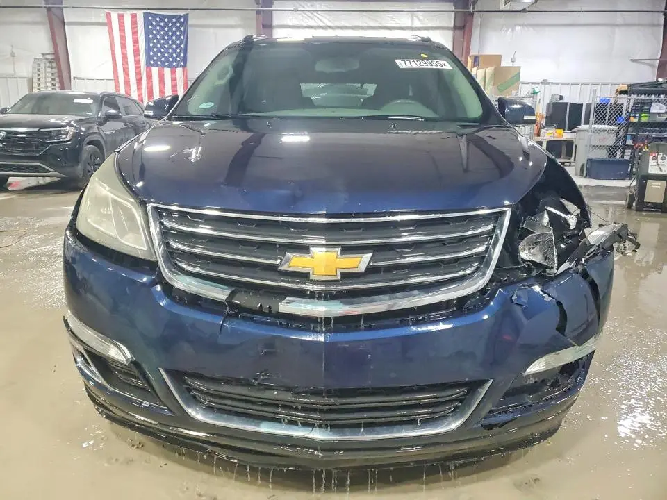 2015 CHEVROLET TRAVERSE LT  