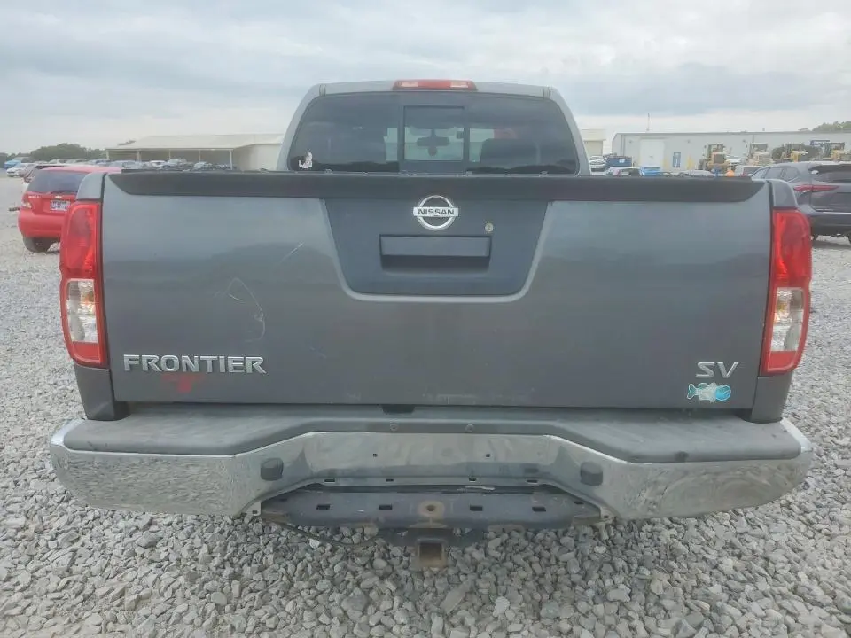 2017 NISSAN FRONTIER SV  