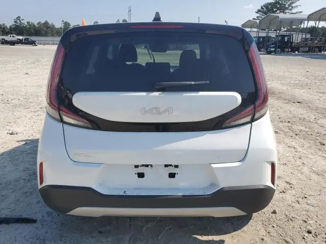 2024 KIA SOUL LX  