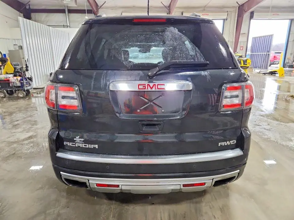 2015 GMC ACADIA DENALI  