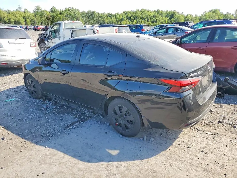 2021 NISSAN VERSA S  