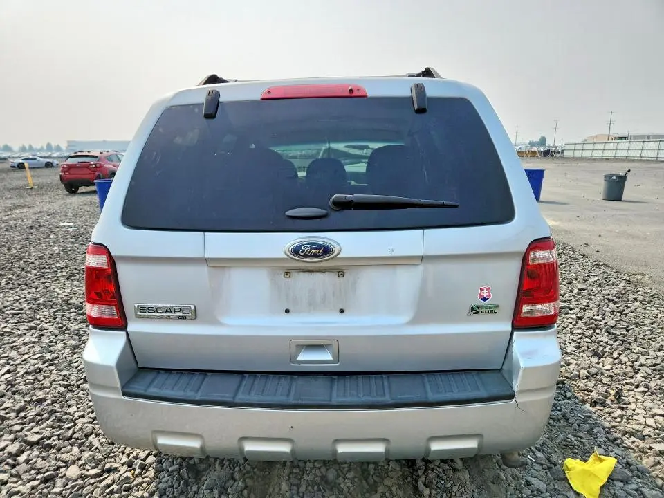 2012 FORD ESCAPE XLT  