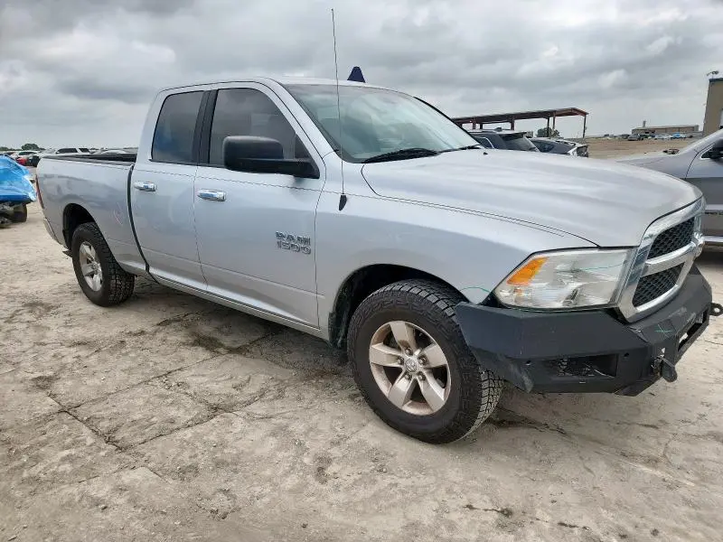 2015 RAM 1500 SLT  