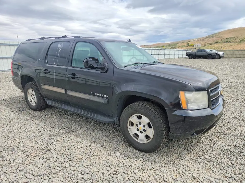 2010 CHEVROLET SUBURBAN K1500 LT  
