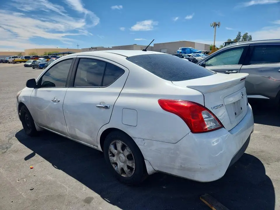 2015 NISSAN VERSA 1.6 SV  