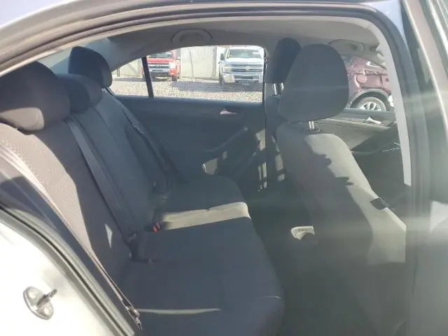 2011 VOLKSWAGEN JETTA BASE  