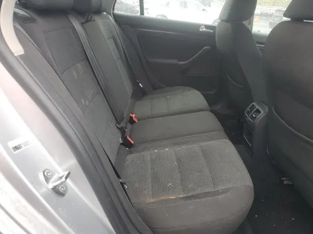 2013 VOLKSWAGEN JETTA S  