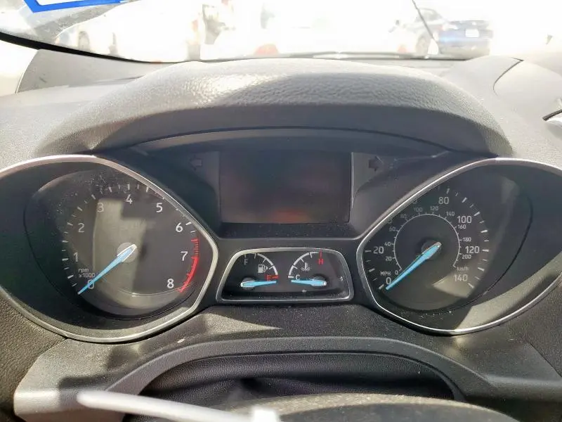 2017 FORD ESCAPE SE  